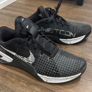 Nike Black and Gray Metcon Trainers
